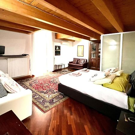 Casa Vacanza Saint Patrick Barletta Phòng bức ảnh
