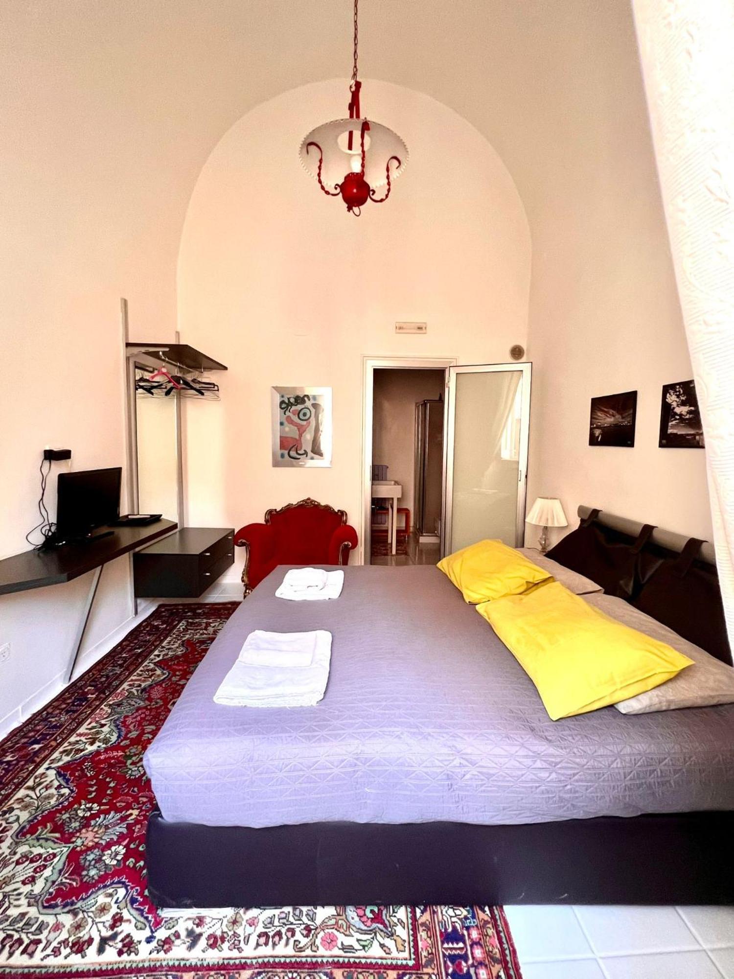 Casa Vacanza Saint Patrick Barletta Ngoại thất bức ảnh