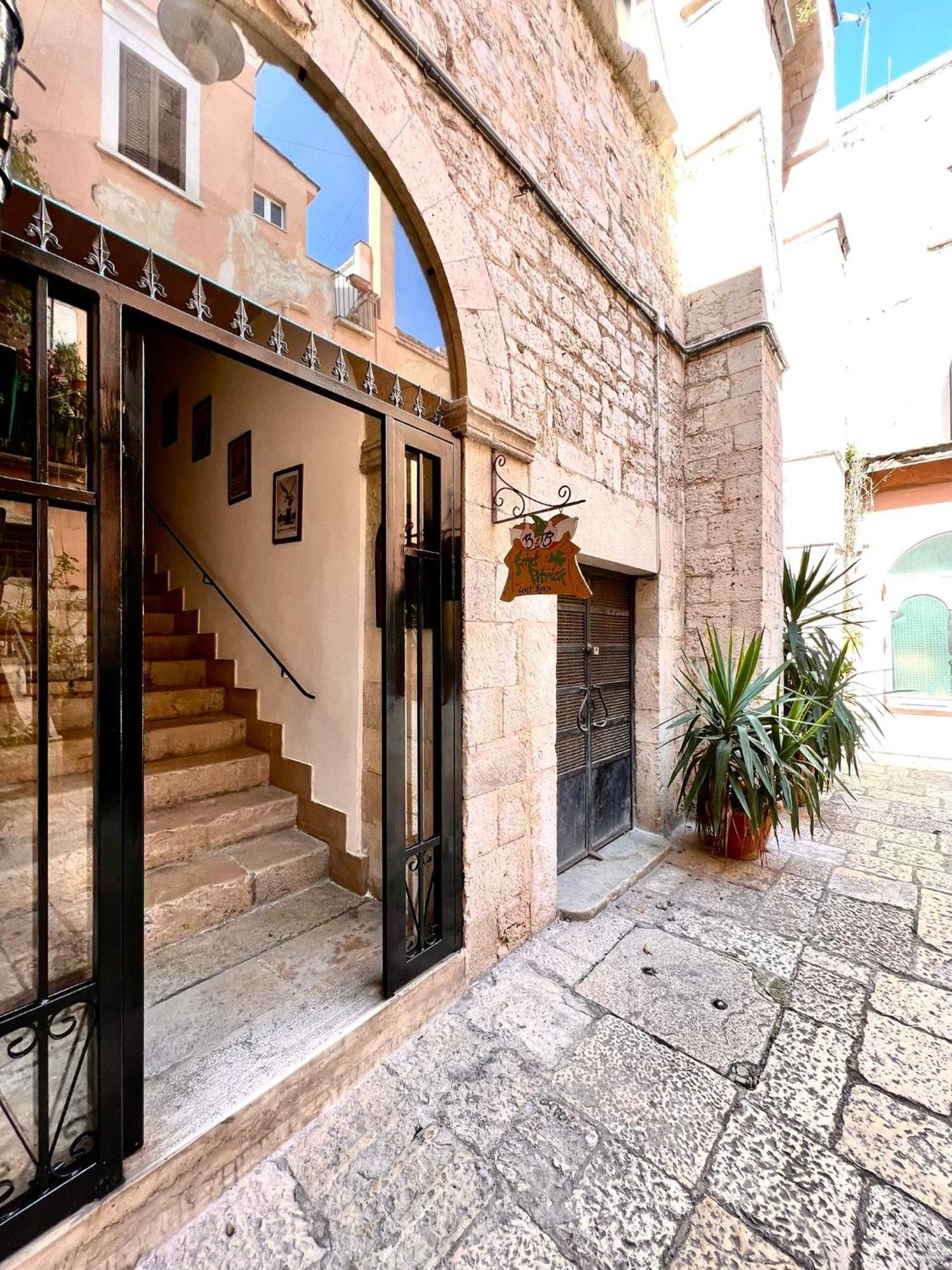 Casa Vacanza Saint Patrick Barletta Ngoại thất bức ảnh